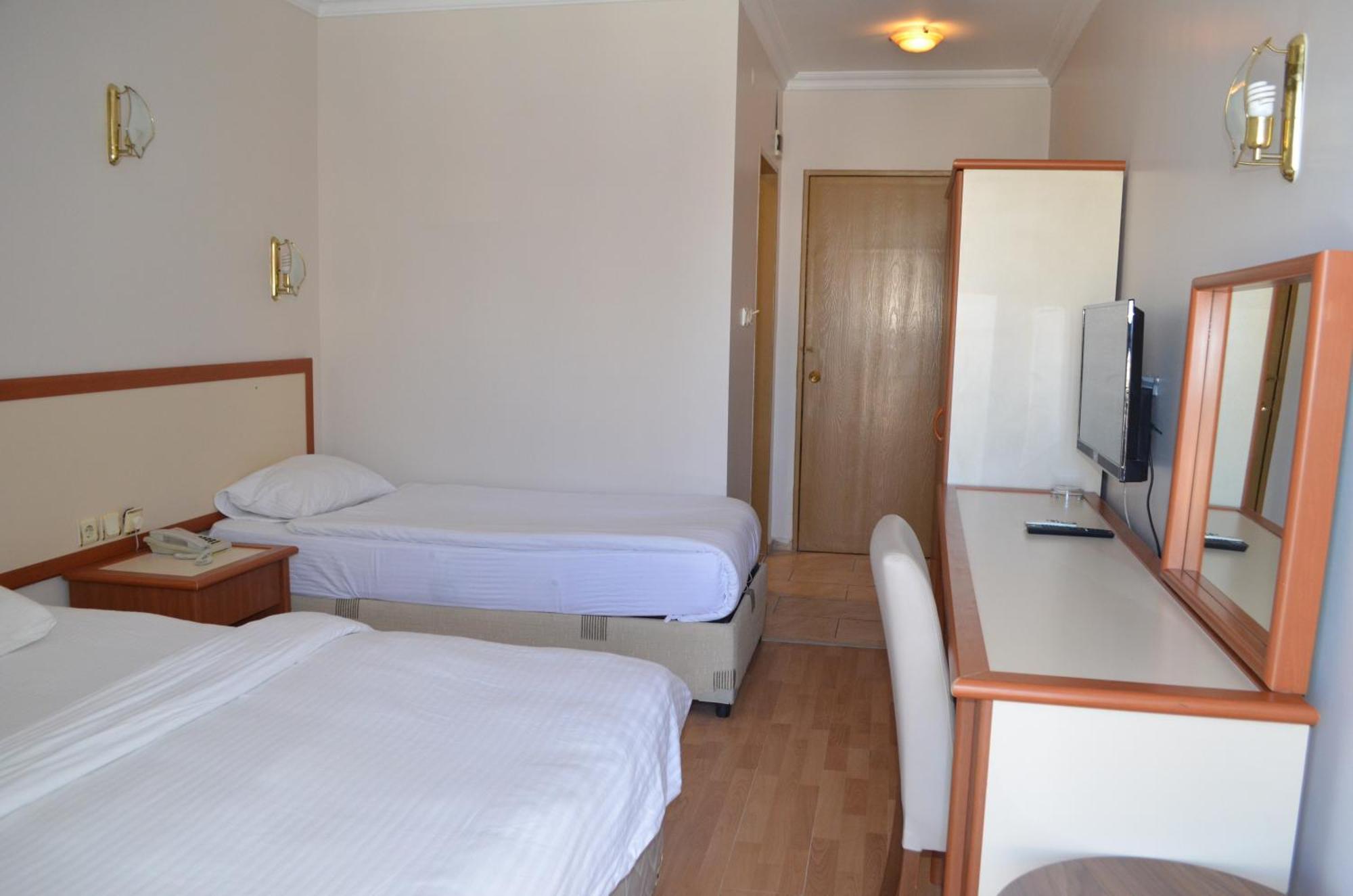 Grand Milano Hotel Ayvalı Rom bilde